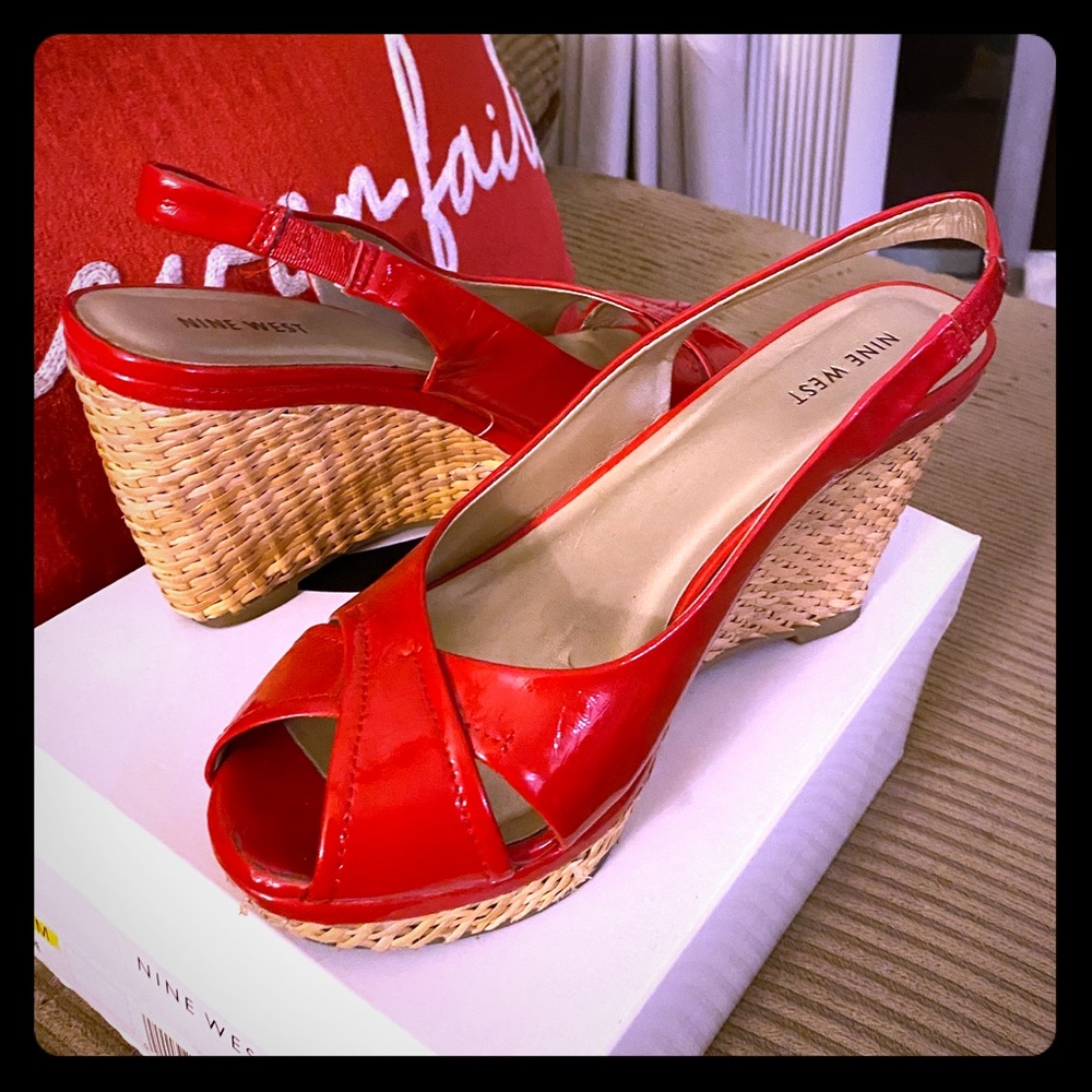 Red patent leather platform sandal
